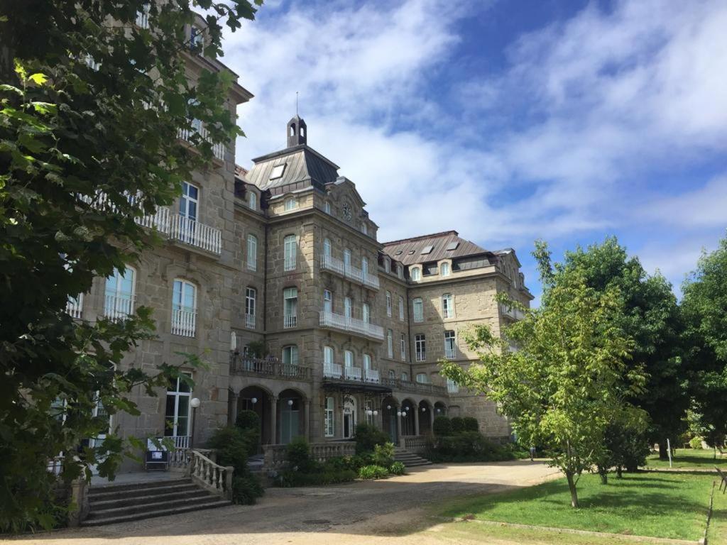 Edificio histórico Mondariz-Balneario, tranquilidad, ideal para el teletrabajo Exterior foto